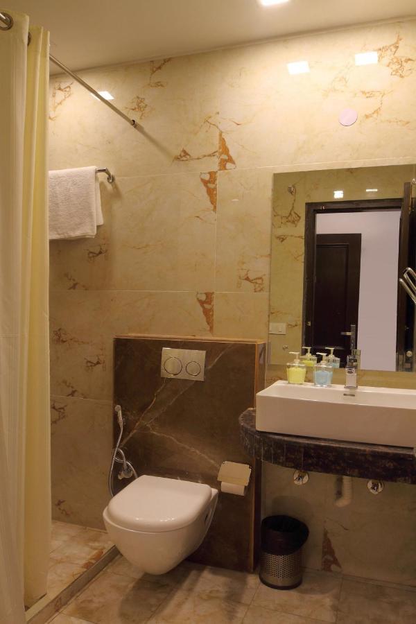 Park Studio Dlf Phase 2, Cyber City, Gurgaon Exterior foto