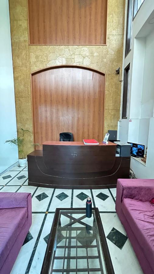 Park Studio Dlf Phase 2, Cyber City, Gurgaon Exterior foto